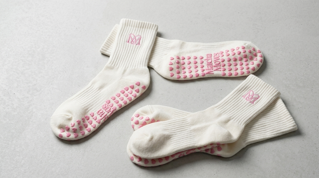 Pink Power — Rutschfeste Pilates Socken mit Herzen-Grip | Matcha Moves