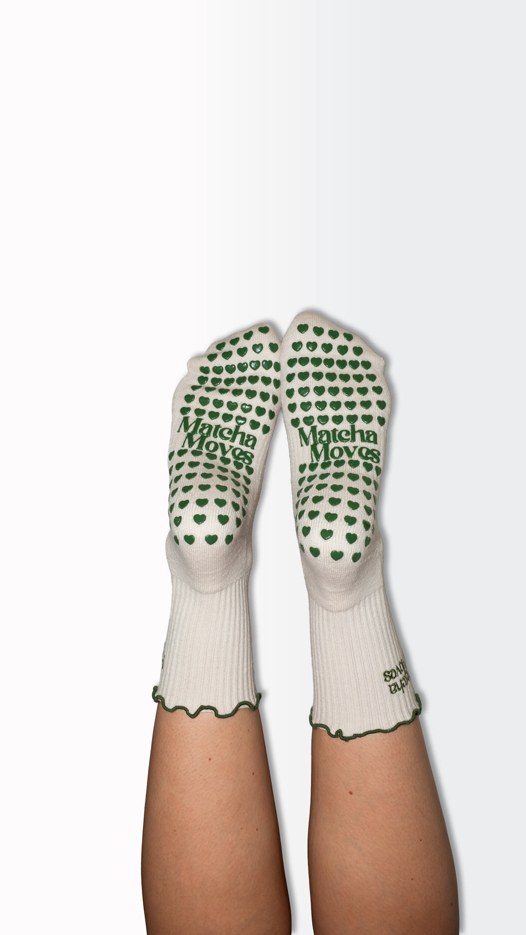 The OG — Rutschfeste Pilates Socken mit Matcha-Grün Herz-Grip | Matcha Moves