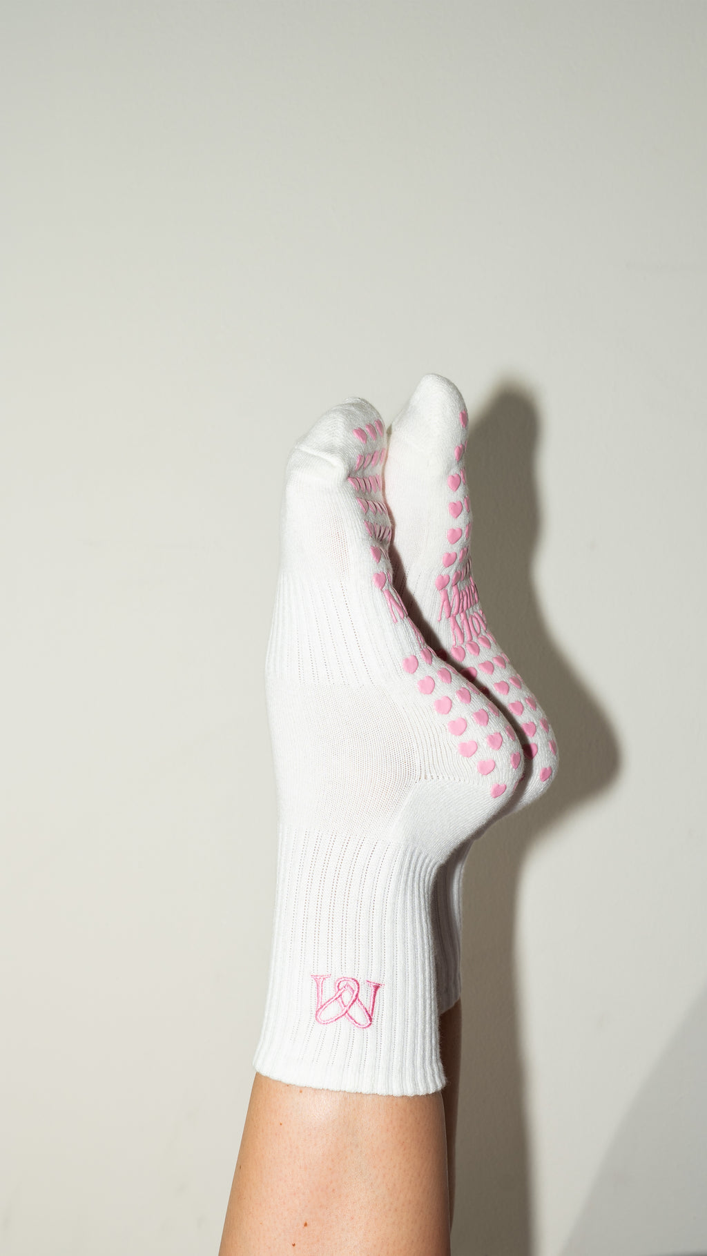 Pink Power — Rutschfeste Pilates Socken mit Herzen-Grip | Matcha Moves