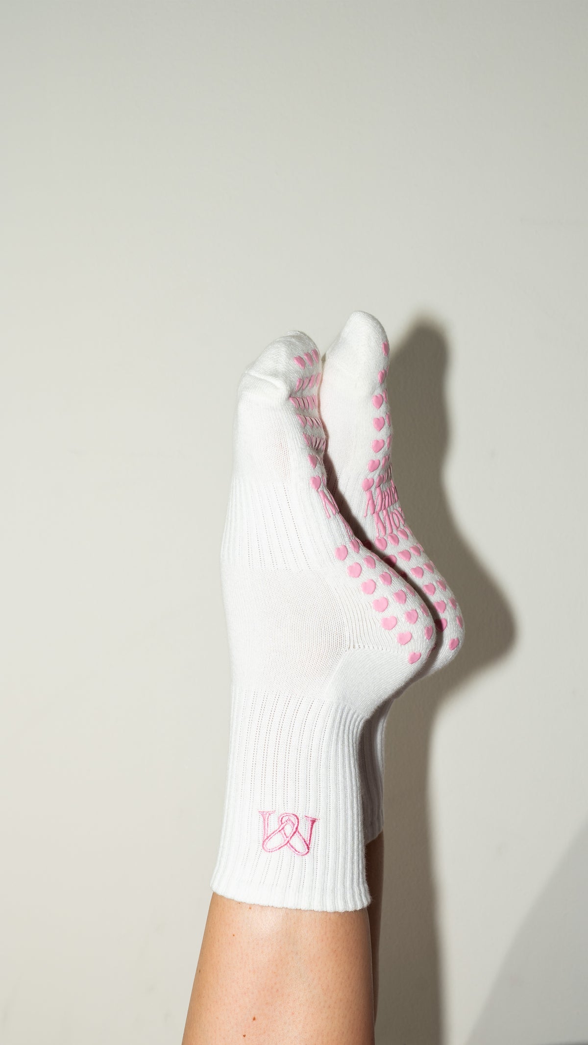 Pink Power — Rutschfeste Pilates Socken mit Herzen-Grip | Matcha Moves